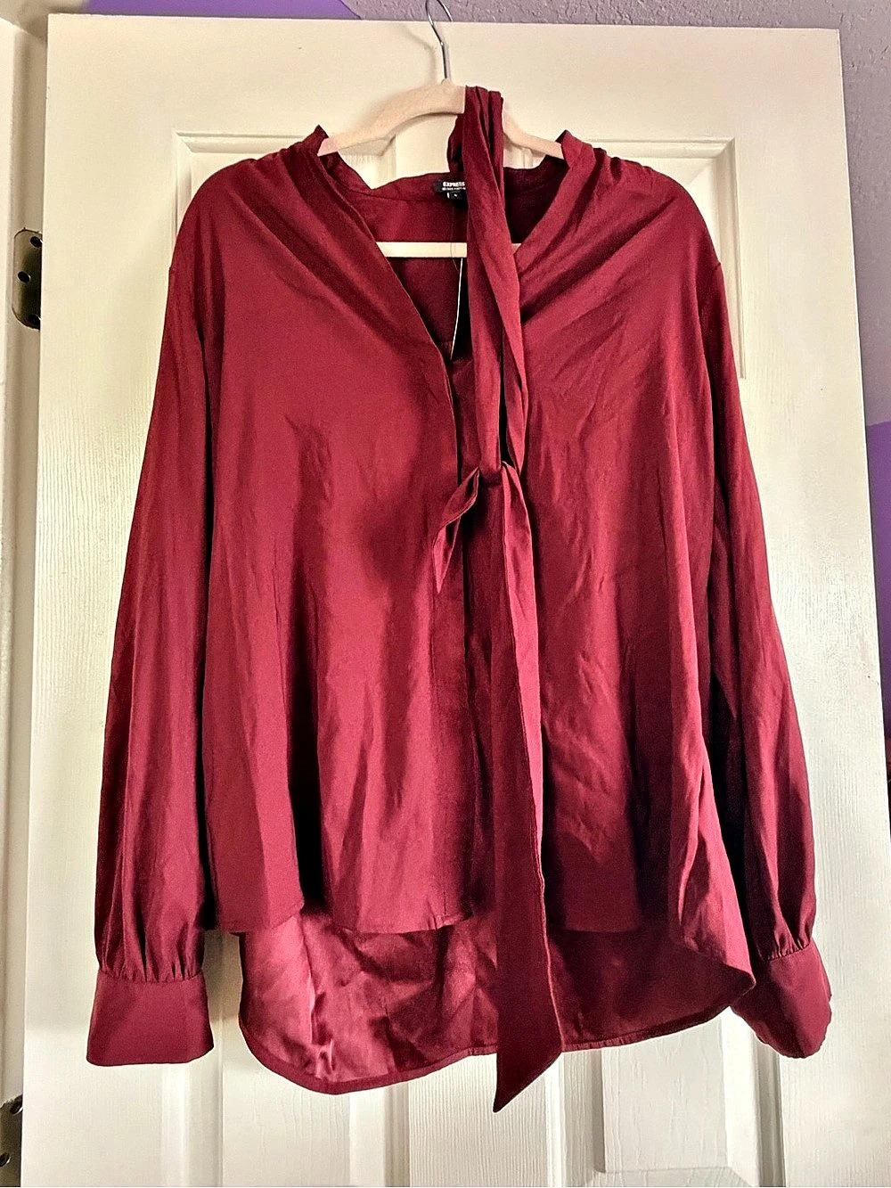 NWT Express Portofino Tie Neck Blouse Red Size XL